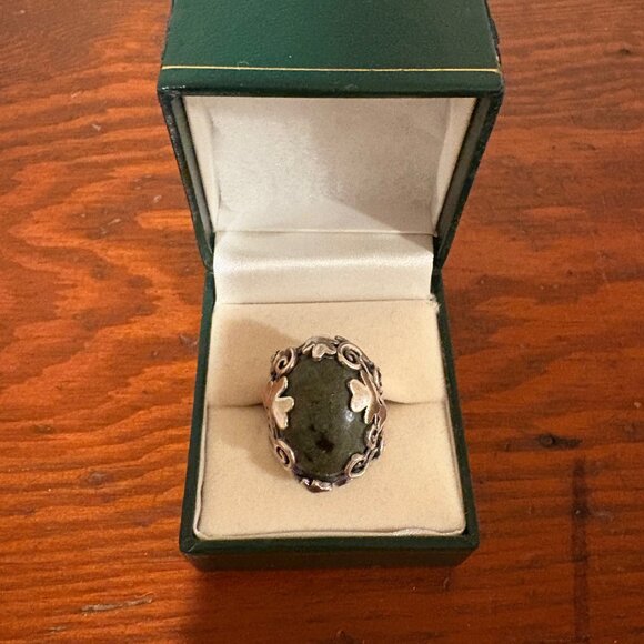 Vintage Ireland Connemara Marble Lucky Clover Sterling Ring - Size 8 - Picture 1 of 8